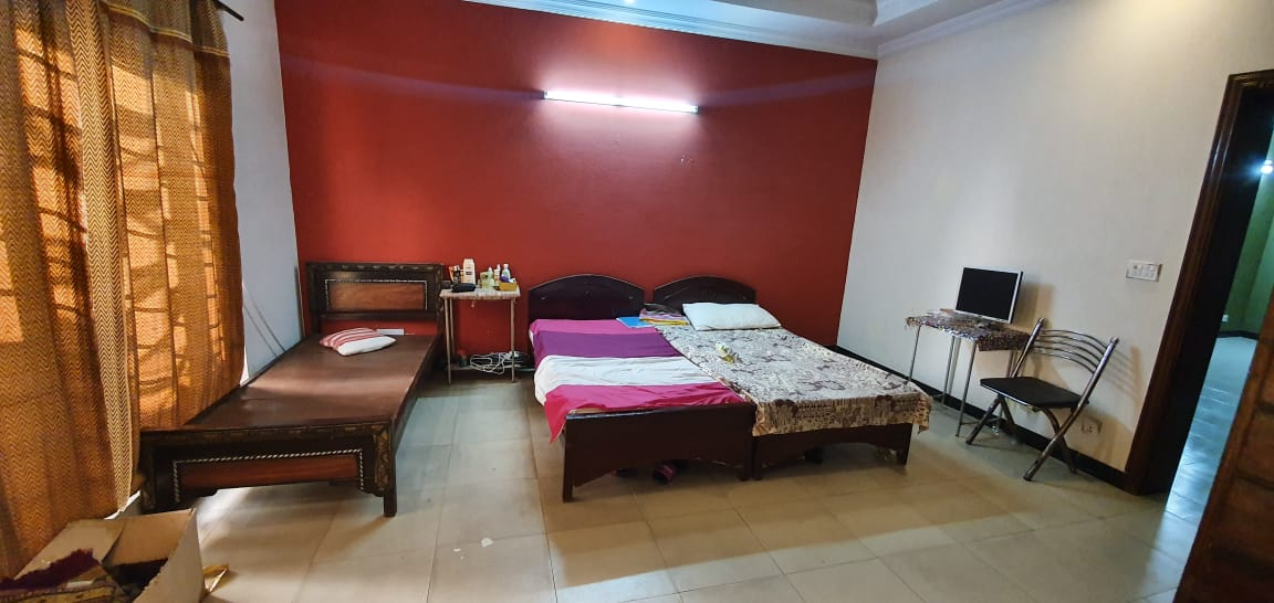 GIRLS HOSTEL BAHRIA TOWN PHASE 2