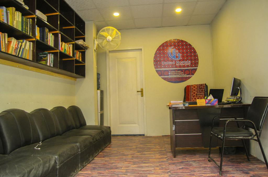 United Boys hostel in safoora chowrangi Karachi 