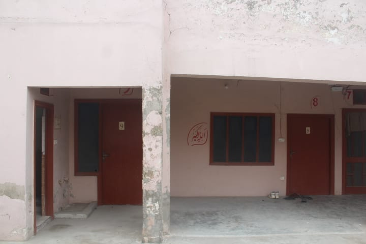 Madina Boys Hostel Faisalabad