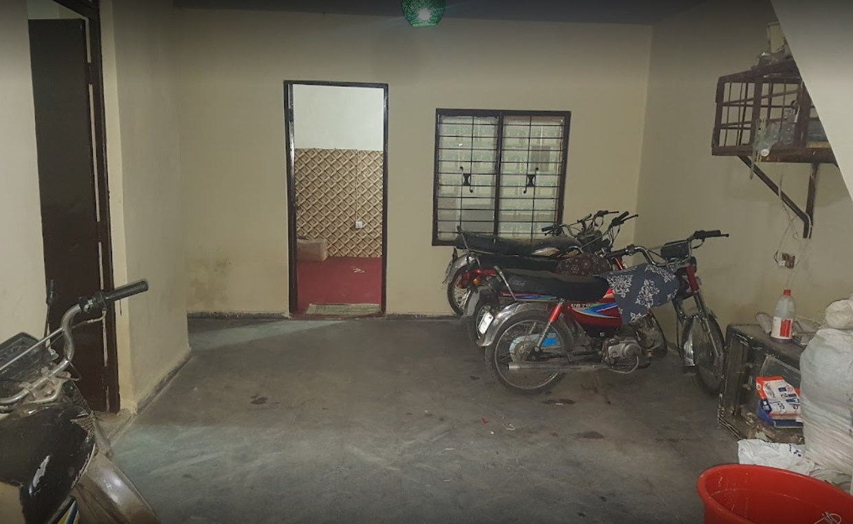 Alsyed Boys Hostel Muslim Town Main Wahdat Road, Lahore