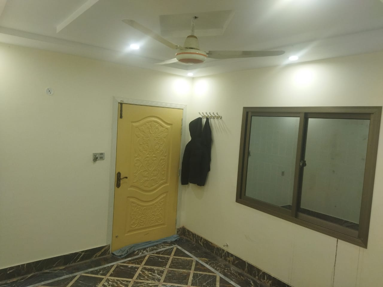 Husnain hostels and apartments 