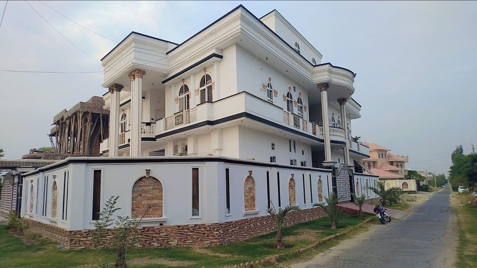 White Palace Girls Hostel