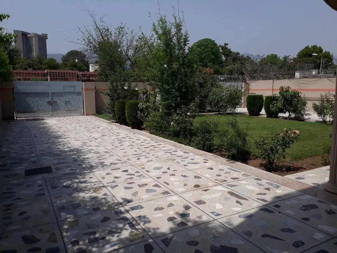CAPITAL GIRLS HOSTEL G6/3 OPPOSITE POLYCLINIC HOSPITAL ISLAMABAD