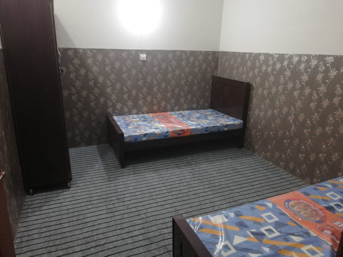 Girls hostel N block near pepsi factory gulberg 2 Lahore