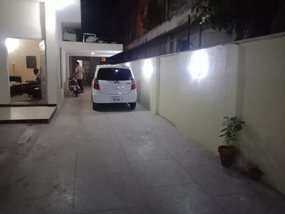 Shaheen Group of Boys Hostels G-11/1  Islamabad
